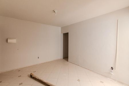 Sala de apartamento para alugar com 1 quarto, 52m² em Medianeira, Porto Alegre