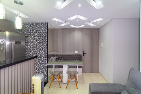 Sala de apartamento para alugar com 2 quartos, 47m² em Vila Antonieta, São Paulo