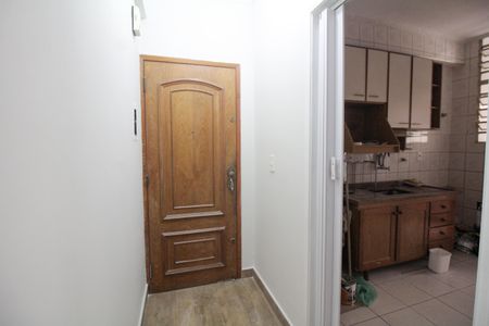 Apartamento à venda com 51m², 2 quartos e 1 vaga Apartamento à venda com 51m², 2 quartos e 1 vagaSala