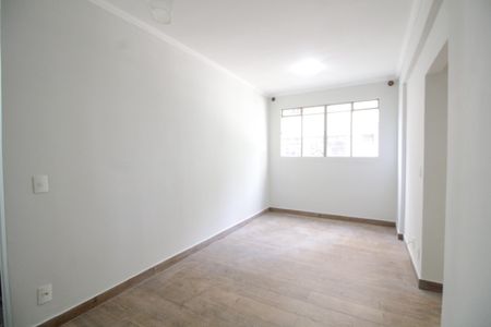 Apartamento à venda com 51m², 2 quartos e 1 vaga Apartamento à venda com 51m², 2 quartos e 1 vagaSala