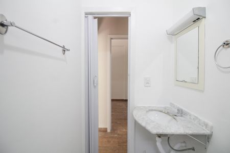 Apartamento à venda com 51m², 2 quartos e 1 vaga Apartamento à venda com 51m², 2 quartos e 1 vagaBanheiro