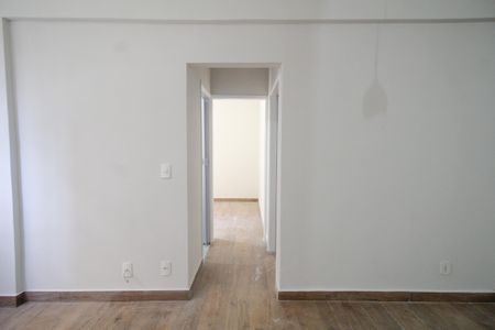 Apartamento à venda com 51m², 2 quartos e 1 vaga Apartamento à venda com 51m², 2 quartos e 1 vagaSala