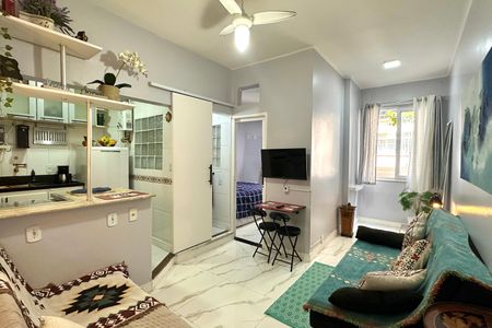 Sala de apartamento para alugar com 1 quarto, 40m² em Leme, Rio de Janeiro