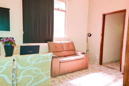 Sala de apartamento à venda com 2 quartos, 70m² em Pilares, Rio de Janeiro