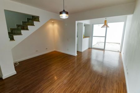 Sala de casa de condomínio à venda com 2 quartos, 74m² em Parque Reboucas, São Paulo