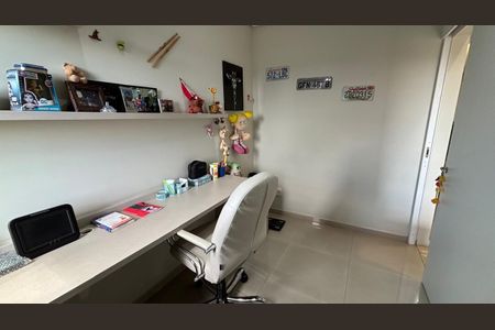 Apartamento à venda com 72m², 3 quartos e 2 vagas Apartamento à venda com 72m², 3 quartos e 2 vagasQuarto 3