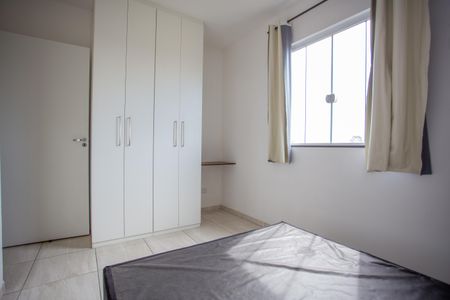 Quarto 2 de apartamento para alugar com 2 quartos, 53m² em Parque da Fonte, São José dos Pinhais