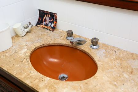 Apartamento para alugar com 198m², 4 quartos e 3 vagas Apartamento para alugar com 198m², 4 quartos e 3 vagasBanheiro da Suíte 2