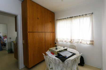 Apartamento para alugar com 198m², 4 quartos e 3 vagas Apartamento para alugar com 198m², 4 quartos e 3 vagasCopa