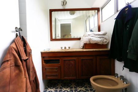 Apartamento para alugar com 198m², 4 quartos e 3 vagas Apartamento para alugar com 198m², 4 quartos e 3 vagasBanheiro da Suíte 3