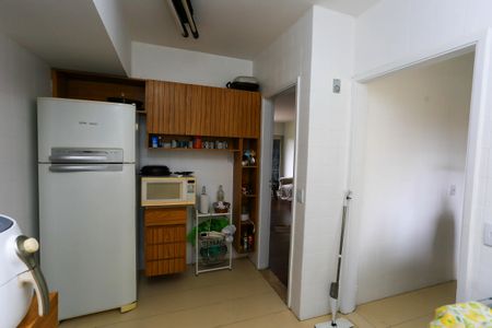 Apartamento para alugar com 198m², 4 quartos e 3 vagas Apartamento para alugar com 198m², 4 quartos e 3 vagasCozinha