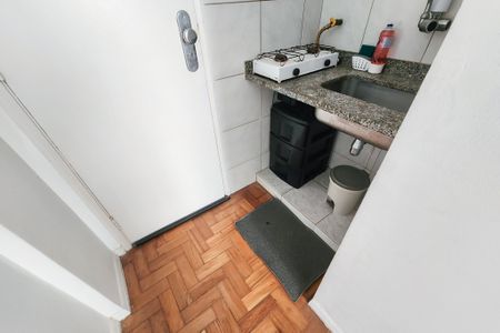 Cozinha de kitnet/studio para alugar com 1 quarto, 30m² em Botafogo, Rio de Janeiro