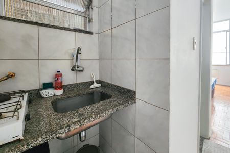 Cozinha de kitnet/studio para alugar com 1 quarto, 30m² em Botafogo, Rio de Janeiro