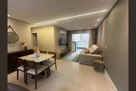 Sala de apartamento à venda com 3 quartos, 87m² em Jardim Tupanci, Barueri