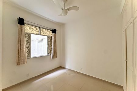 Quarto 1 de apartamento para alugar com 2 quartos, 60m² em Flamengo, Rio de Janeiro