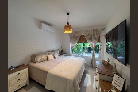 Quarto 1 de casa de condomínio para alugar com 2 quartos, 55m² em Vargem Pequena, Rio de Janeiro