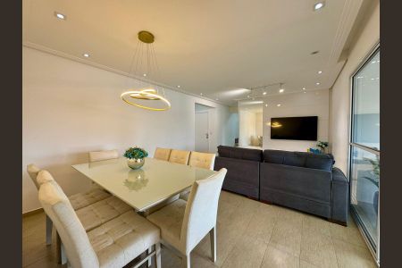 Apartamento à venda com 132m², 3 quartos e 2 vagas Apartamento à venda com 132m², 3 quartos e 2 vagasSala