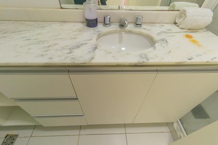 Apartamento para alugar com 100m², 3 quartos e 1 vaga Apartamento para alugar com 100m², 3 quartos e 1 vagaBanheiro Social