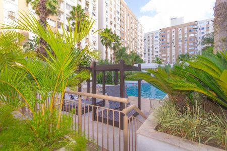 Apartamento para alugar com 100m², 3 quartos e 1 vaga Apartamento para alugar com 100m², 3 quartos e 1 vagaÁrea comum - Piscina