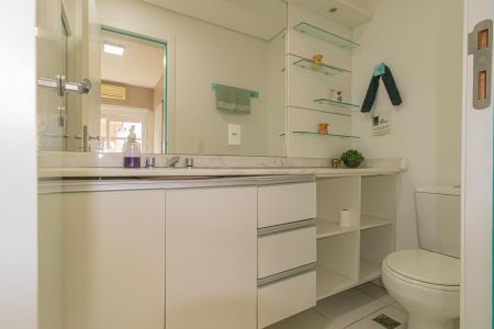Apartamento para alugar com 100m², 3 quartos e 1 vaga Apartamento para alugar com 100m², 3 quartos e 1 vagaBanheiro da Suíte
