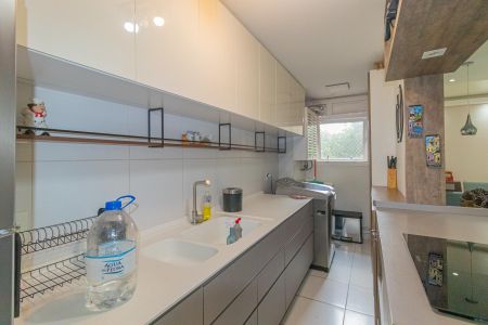 Apartamento para alugar com 100m², 3 quartos e 1 vaga Apartamento para alugar com 100m², 3 quartos e 1 vagaCozinha e Área de Serviço