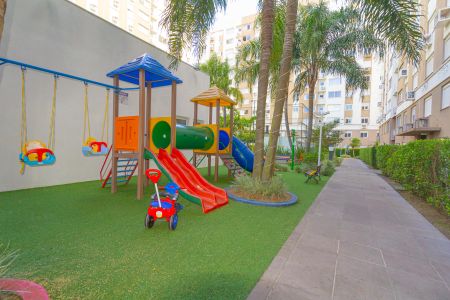 Apartamento para alugar com 100m², 3 quartos e 1 vaga Apartamento para alugar com 100m², 3 quartos e 1 vagaÁrea comum - Playground