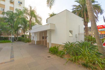 Apartamento para alugar com 100m², 3 quartos e 1 vaga Apartamento para alugar com 100m², 3 quartos e 1 vagaFachada