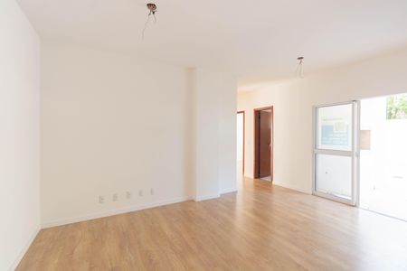 Sala de apartamento para alugar com 2 quartos, 188m² em Centro, Canoas