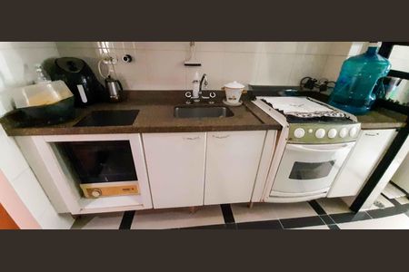 Apartamento para alugar com 80m², 2 quartos e 1 vaga Apartamento para alugar com 80m², 2 quartos e 1 vagaCozinha