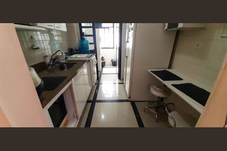 Apartamento para alugar com 80m², 2 quartos e 1 vaga Apartamento para alugar com 80m², 2 quartos e 1 vagaCozinha