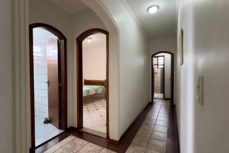 Corredor de casa à venda com 3 quartos, 400m² em Vila Nossa Senhora de Fatima, Guarulhos