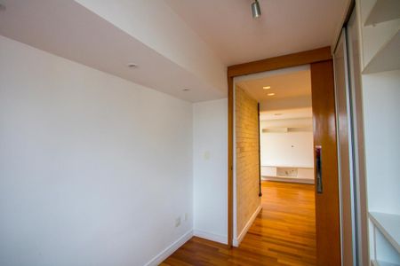Quarto de apartamento para alugar com 2 quartos, 60m² em Vila Alpina, Santo André