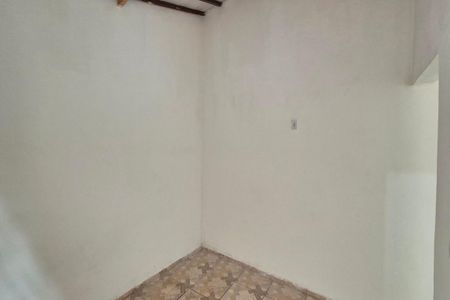 Quarto de casa para alugar com 1 quarto, 28m² em Jardim Santa Lúcia, Campinas