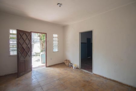 Sala de casa para alugar com 3 quartos, 300m² em Lindo Parque, São Gonçalo