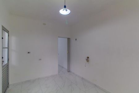 Sala de casa à venda com 2 quartos, 80m² em Conjunto Habitacional Teotonio Vilela, São Paulo