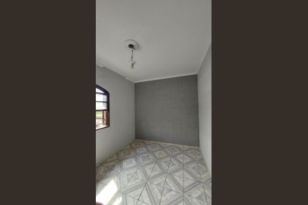 Casa para alugar com 5 quartos, 200m² em Jardim Itamarati, Poá