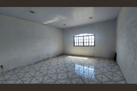 Casa para alugar com 5 quartos, 200m² em Jardim Itamarati, Poá