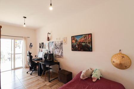 Quarto 1 de casa à venda com 4 quartos, 256m² em Jardim Carlu, São Paulo