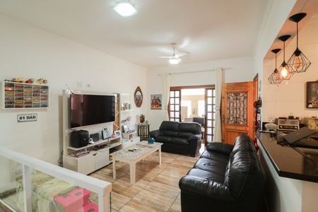 Sala de casa à venda com 4 quartos, 256m² em Jardim Carlu, São Paulo