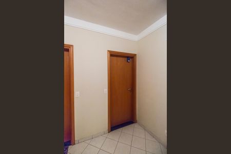 Apartamento para alugar com 140m², 3 quartos e 2 vagas Apartamento para alugar com 140m², 3 quartos e 2 vagasHall de entrada