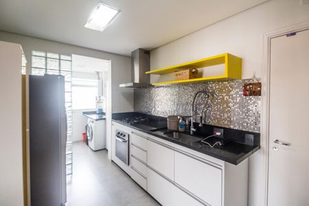 Apartamento para alugar com 140m², 3 quartos e 2 vagas Apartamento para alugar com 140m², 3 quartos e 2 vagasCozinha