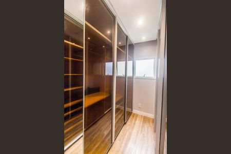 Apartamento para alugar com 140m², 3 quartos e 2 vagas Apartamento para alugar com 140m², 3 quartos e 2 vagasCloset da suíte