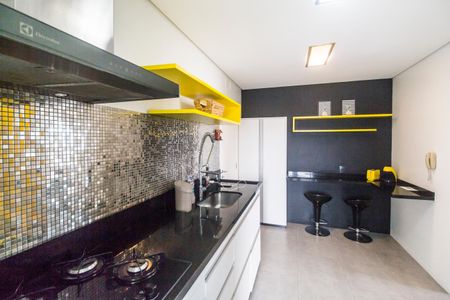 Apartamento para alugar com 140m², 3 quartos e 2 vagas Apartamento para alugar com 140m², 3 quartos e 2 vagasCozinha