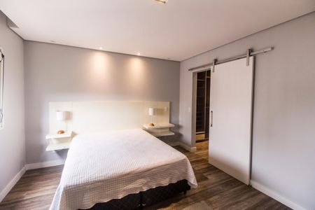 Apartamento para alugar com 140m², 3 quartos e 2 vagas Apartamento para alugar com 140m², 3 quartos e 2 vagasSuíte 1