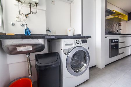 Apartamento para alugar com 140m², 3 quartos e 2 vagas Apartamento para alugar com 140m², 3 quartos e 2 vagasÁrea de Serviço