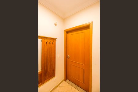 Apartamento para alugar com 140m², 3 quartos e 2 vagas Apartamento para alugar com 140m², 3 quartos e 2 vagasHall de entrada