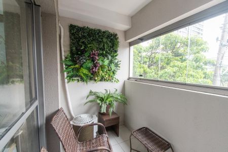 Varanda de kitnet/studio à venda com 1 quarto, 30m² em Vila Clementino, São Paulo