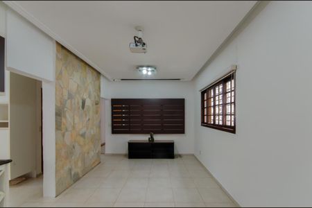 Sala de casa para alugar com 3 quartos, 190m² em Vila Mariana, São Paulo