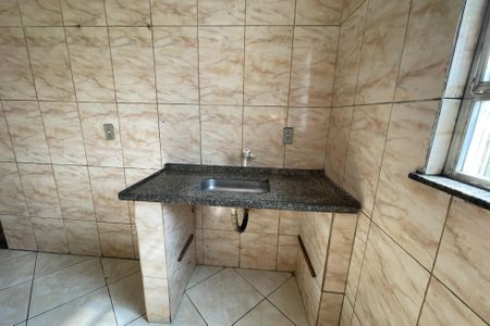 Casa para alugar com 45m², 2 quartos e sem vaga Casa para alugar com 45m², 2 quartos e sem vagaCozinha