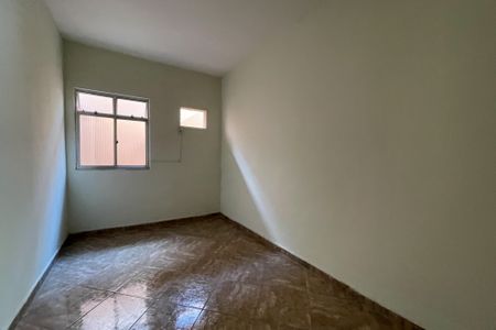 Casa para alugar com 45m², 2 quartos e sem vaga Casa para alugar com 45m², 2 quartos e sem vagaQuarto